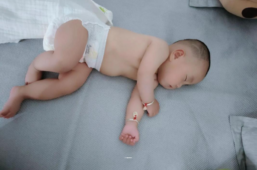 仁寿为什么孕妇脚长湿疹
